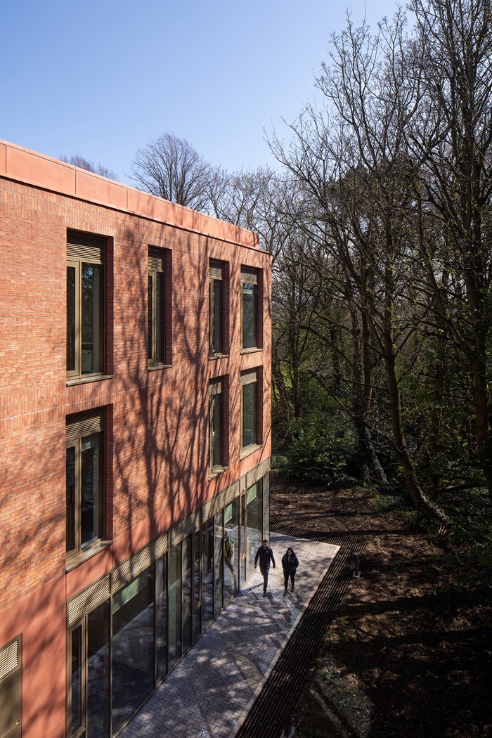 Student Hub Queens Business School BelfastDonal McCannWEBIMAGE9jpg