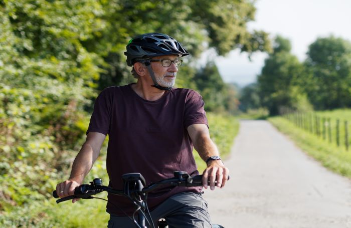 resized e bike commute image 700 x 455jpg