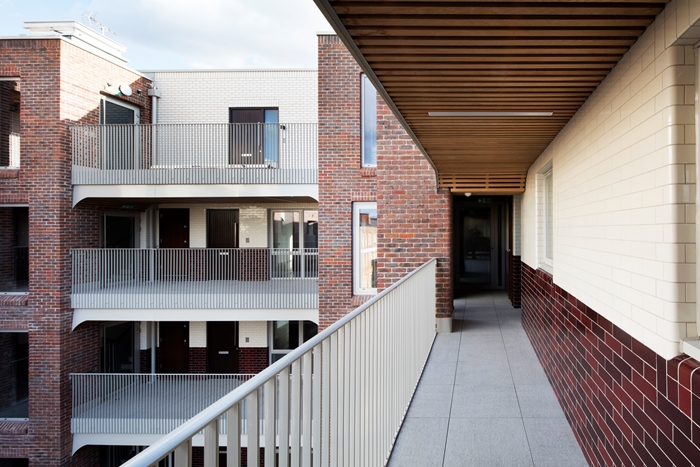 TheBourneEstate2330BenedictLuxmooreWEBIMAGE8jpg