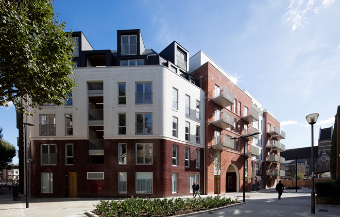 TheBourneEstate2330BenedictLuxmooreWEBIMAGE9jpg