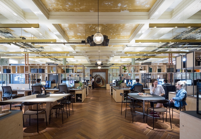TheDepartmentStore2194JamesJonesWEBIMAGE4jpg