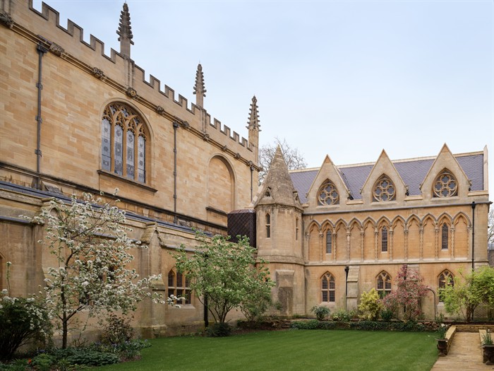 The Jackson Library Exeter College OxfordWill PryceWEBIMAGE10jpg