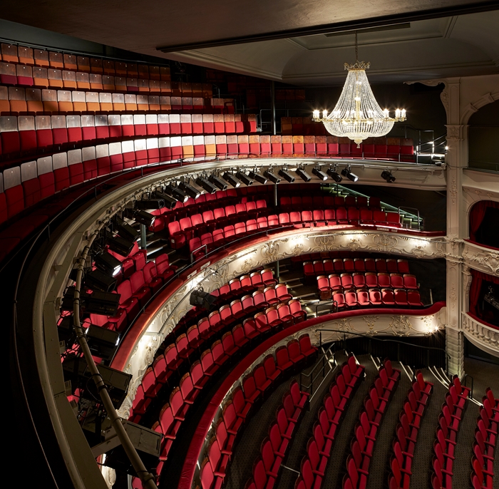 YorkTheatreRoyal1191CompanyHuftonCrowOwnersAlCrowNickHuftonWebImage4jpg
