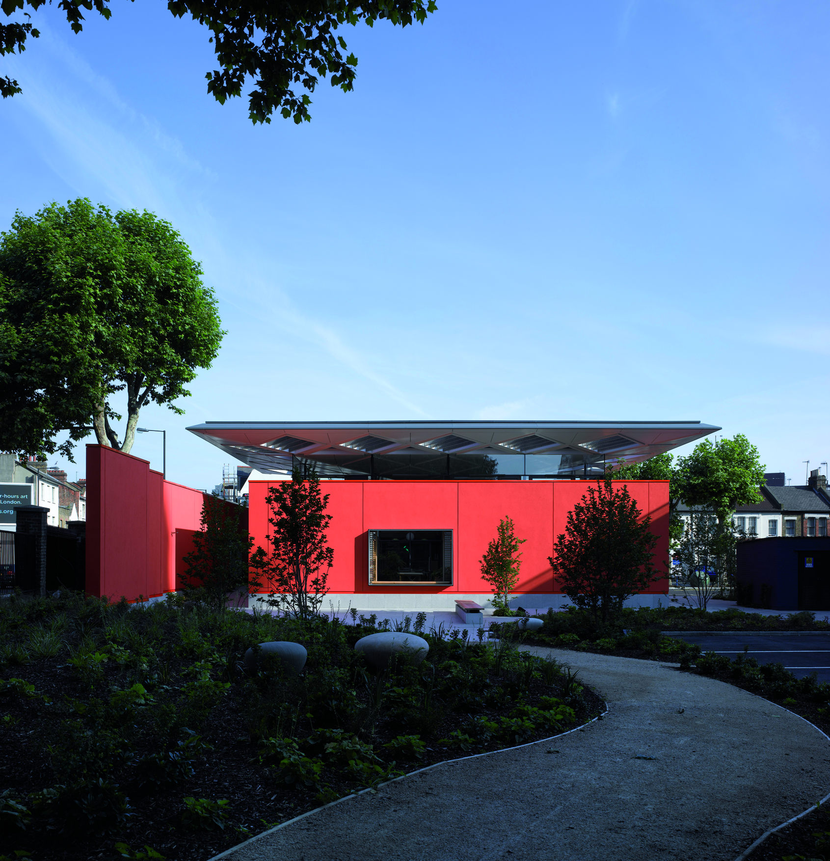 2009MaggiesCentre01HcRichardBryantjpgjpg