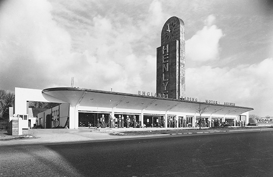 Henly's car showroom and service station, Great West Road, Brentford, London, Architectural Press Archive / RIBA Collections