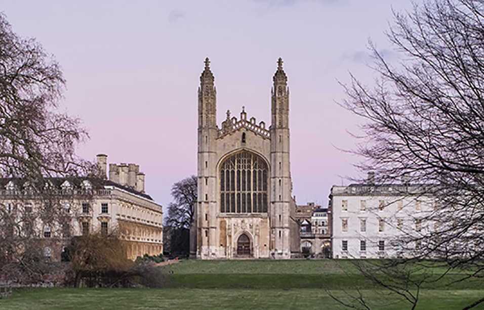Colour image of the west front of King's College Chapel in Cambridge