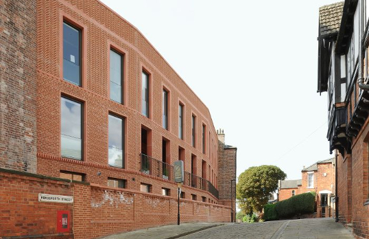Bailgate Court