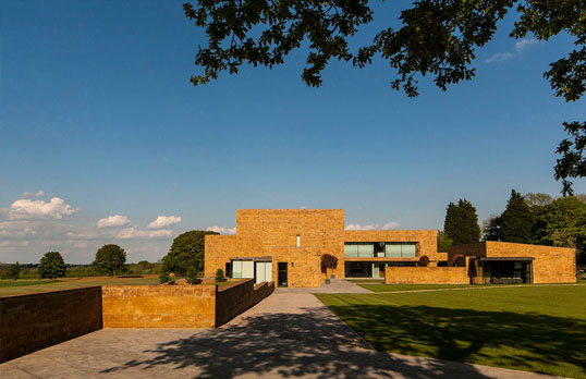 Private House Northamptonshire by Alex Franklin