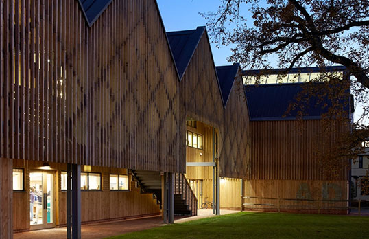 Bedales-School-of-Art-and-Design-by-Hufton-and-Crow