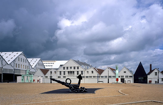 Command-of-the-Oceans-by-Helene-Binet