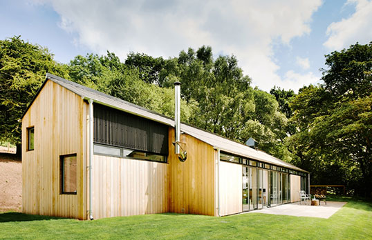 The-Chickenshed-by-Michael-Sinclair