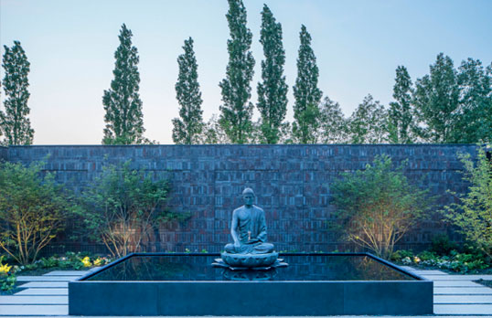 Vajrasana-Buddhist-Retreat-Centre-by-Will-Scott