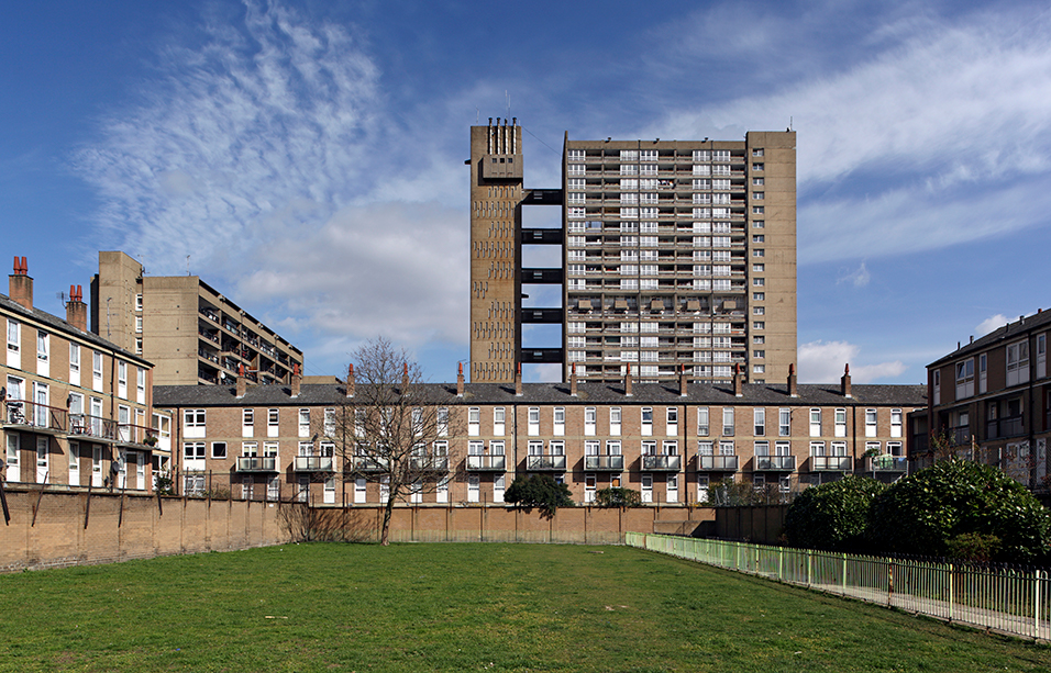 Carradale House (behind on the left) and Balfron Tower (rising in the background), Poplar, London