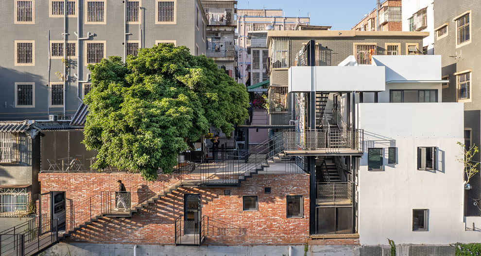 Six Bricolage Houses