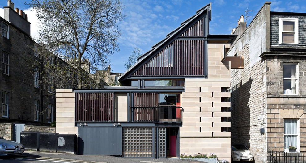 Murphy House - photograph by Keith Hunter